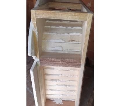 « Champignons » à l’arrière du lattis.